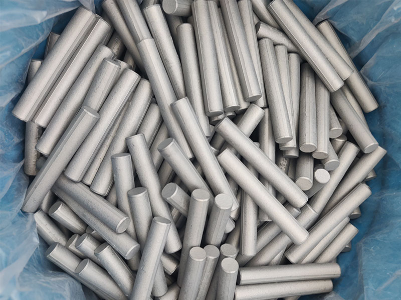 What Are the Application Advantages of Titanium Carbide (TiC) Rods?cid=43