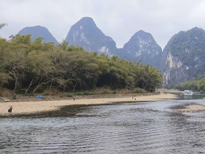 Walking with Spring Breeze, Uniting Our Team